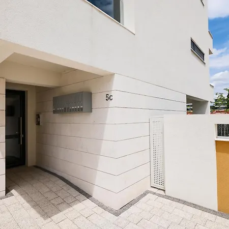 Apartment Milo Zadar Exterior photo